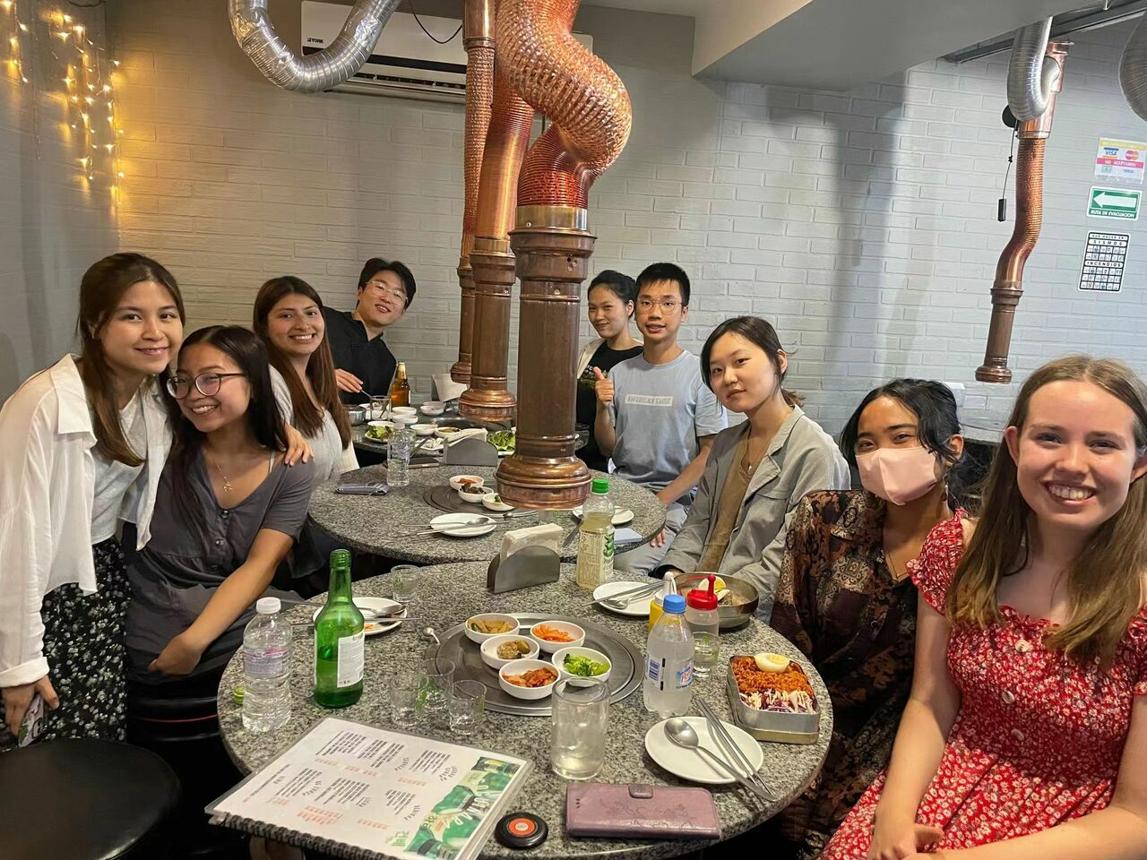 한인 친구들과 식사